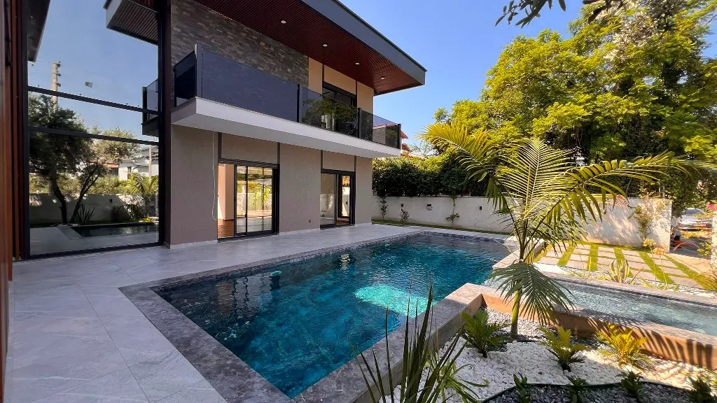 Villa in Babatasi